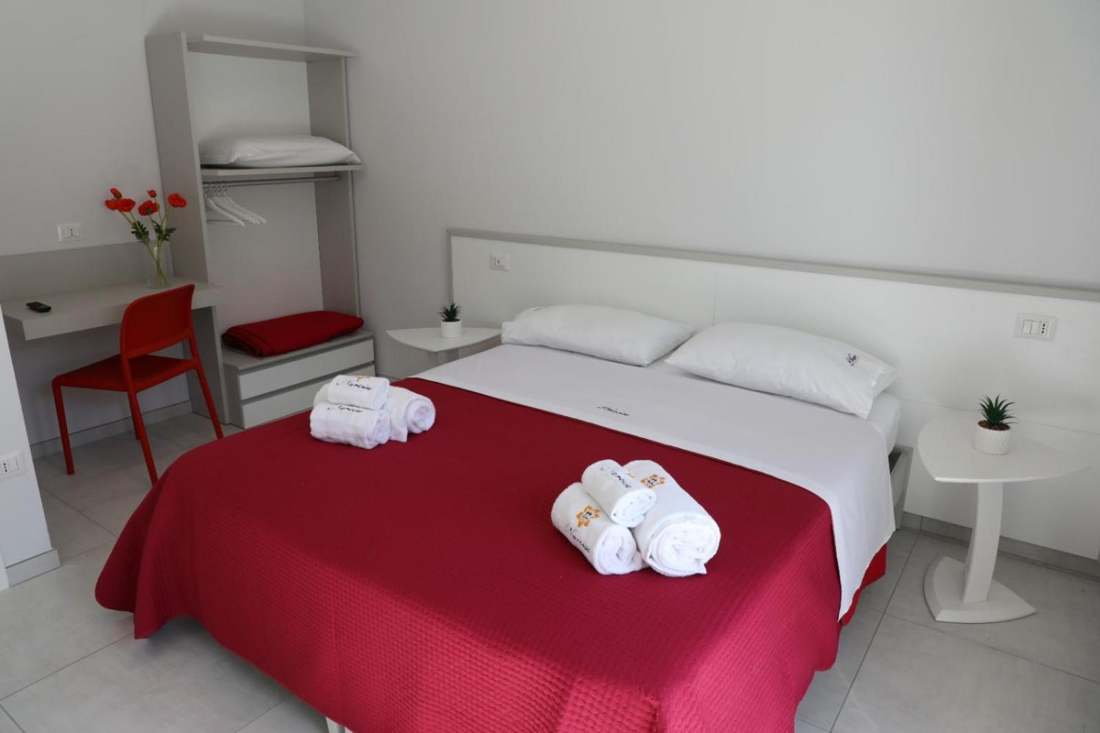 Il Narciso Residence トロペーア エクステリア 写真